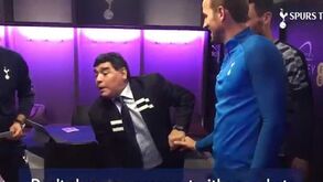 Maradona ensina Harry Kane a ser (ainda mais) matador