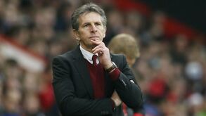 Claude Puel perto de assumir comando do Leicester