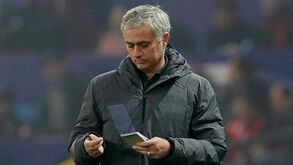 Mourinho e as opções que tomou para travar a iniciativa do Benfica