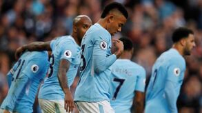 City vence Arsenal (3-1) e consolida liderança
