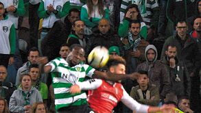 FC Porto 'atira-se' à arbitragem em Alvalade