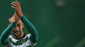 Bas Dost falha seleção holandesa devido a lesão