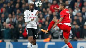 Um golaço do Besiktas à atenção do FC Porto