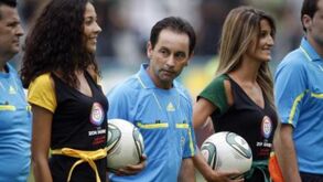 Quem substitui os árbitros em greve? Até podem ser... jogadores