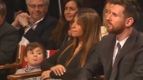 Suárez desafiou filho de Messi e foi isto...
