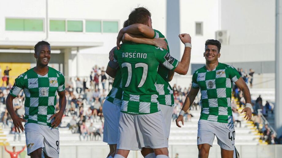 Moreirense-Felgueiras, 5-2: Cónegos implacáveis seguem em frente