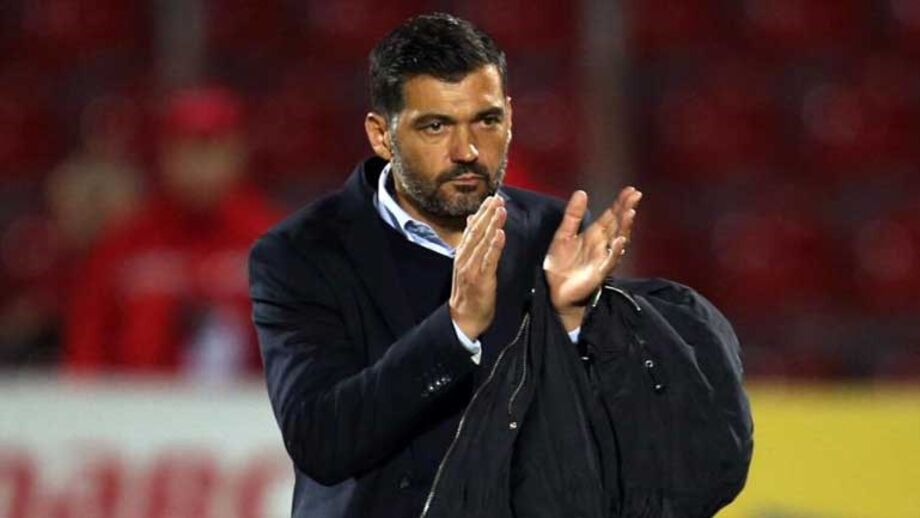 Treinador FC Porto aceita responsabilidade pelo empate, mas deixa críticas à arbitragem