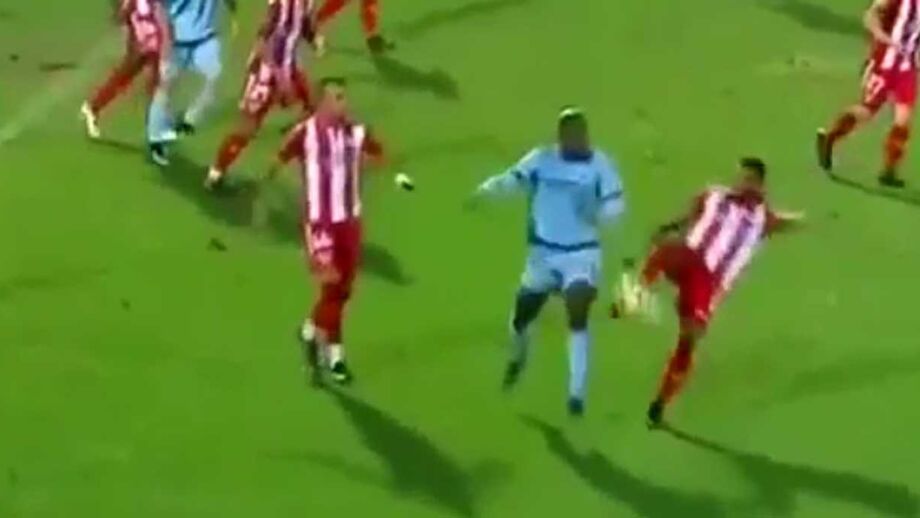 Jogo já estava nos descontos quando isto aconteceu