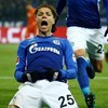 Alemanha: Schalke 04 falha assalto ao segundo lugar