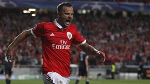 Benfica fecha top 10 do ranking da UEFA