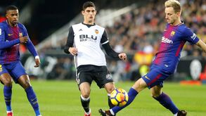 Gonçalo Guedes é peça fundamental na reconstrução do Arsenal