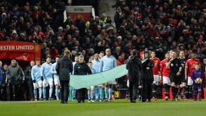 Federação inglesa investiga incidentes no dérbi de Manchester