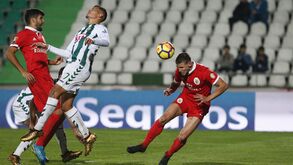 A crónica do V. Setúbal-Benfica, 2-2: Do mal o menos