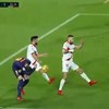 Barcelona empatou com golo de Suárez... a meias com o braço de Piqué