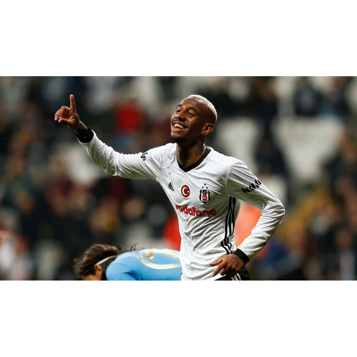 Brasileiro Talisca decide novamente, e Besiktas vence pelo