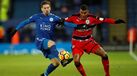 Slimani isolou-se e picou com classe para o golo do Leicester