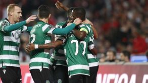 Leão à frente é que é anormal