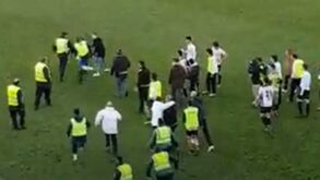 Graves confrontos no relvado no final do Cesarense-FC Porto em juniores