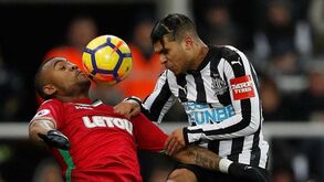 Swansea de Carvalhal empata em casa do Newcastle