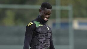 Olhanense: Zé Turbo chega para o ataque