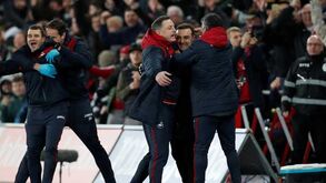 Swansea de Carlos Carvalhal vence o Liverpool