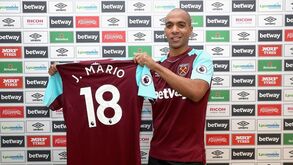 West Ham não faz por menos e contrata... Super Mário!