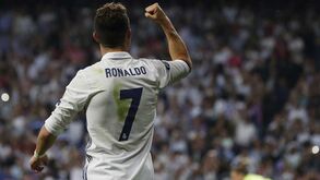 Ronaldo põe os pontos nos 'is' nos rumores: «Quero ficar em Madrid»