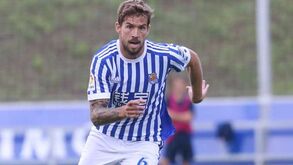 Iñigo Martínez paga cláusula à Real Sociedad e assina pelo Athletic Bilbao
