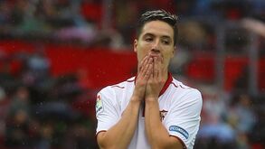 Samir Nasri suspenso do futebol por 6 meses