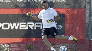 Águias confirmam compensação a Júlio César