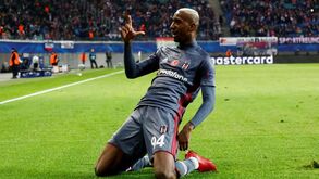 Talisca renovou contrato por mais uma época