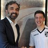 Miguel Magalhães assina contrato profissional