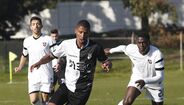 Tavinho, jogador do Farense