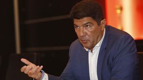 Lu&iacute;s Bernardo multado e suspenso por 22 dias