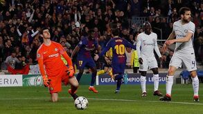 Messi voltou a bater Courtois por baixo das pernas