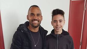 Paulinho atento a antiga equipa