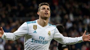 Ronaldo: «Não tentem apagar o momento bonito que estou a viver com notícias falsas»