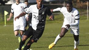 Homem que atacou jogador do Farense à facada já se entregou às autoridades