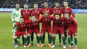 Assim se anda a vestir a Seleção Nacional desde 1921