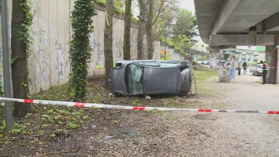 Automóvel caiu dez metros