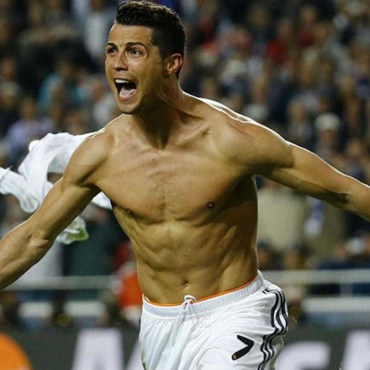 cristiano ronaldo tem apenas 7 de massa gorda e idade biologica de 23 anos espanha jornal record