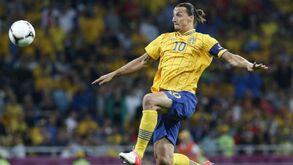 Golo de Ronaldo não impressionou Ibrahimovic: «Devia tentar a 40 metros da baliza»