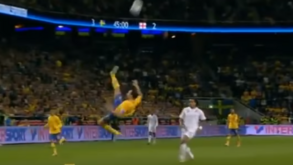 Sá Pinto após ser confrontado pela claque do Vasco: «Calma, calma, há fatores que não têm sido favoráveis»