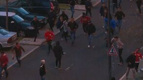 Tiros, detenções e feridos: grande confusão junto ao Estádio da Luz