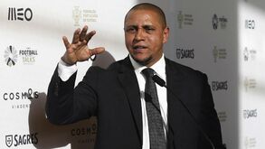 Ex-mulheres acusam Roberto Carlos de negligenciar alguns dos seus 11 filhos