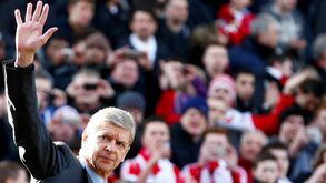 Wenger Out: como o Professor dos Invencíveis vai sair do Arsenal pela porta pequena