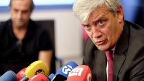 Venda para liquidar dívida a agência de viagens