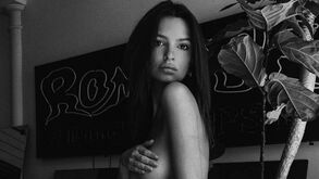 Emily Ratajkowski reveladora como só ela sabe