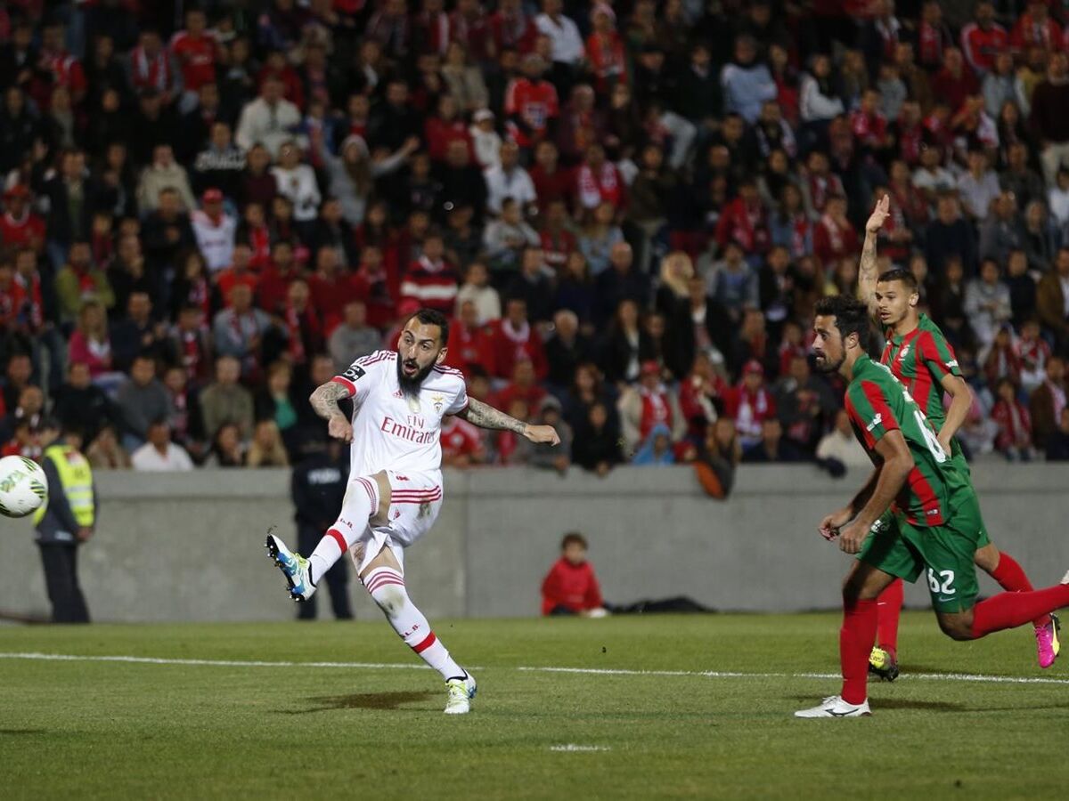 Benfica vence por um ponto e conquista Taça de Portugal de basquetebol -  SIC Notícias