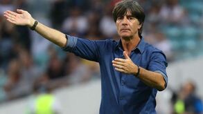 Sexo, telemóvel e álcool: as regras de Joachim Löw na seleção da Alemanha